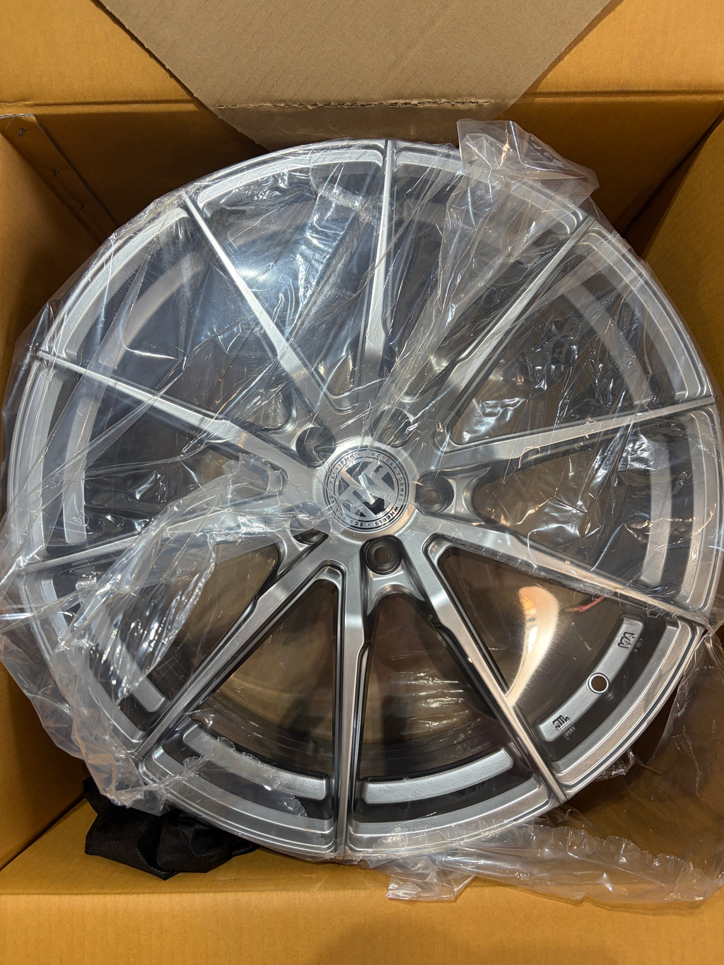 20x9 5x112 Tekniform Style 027 (PAIR)